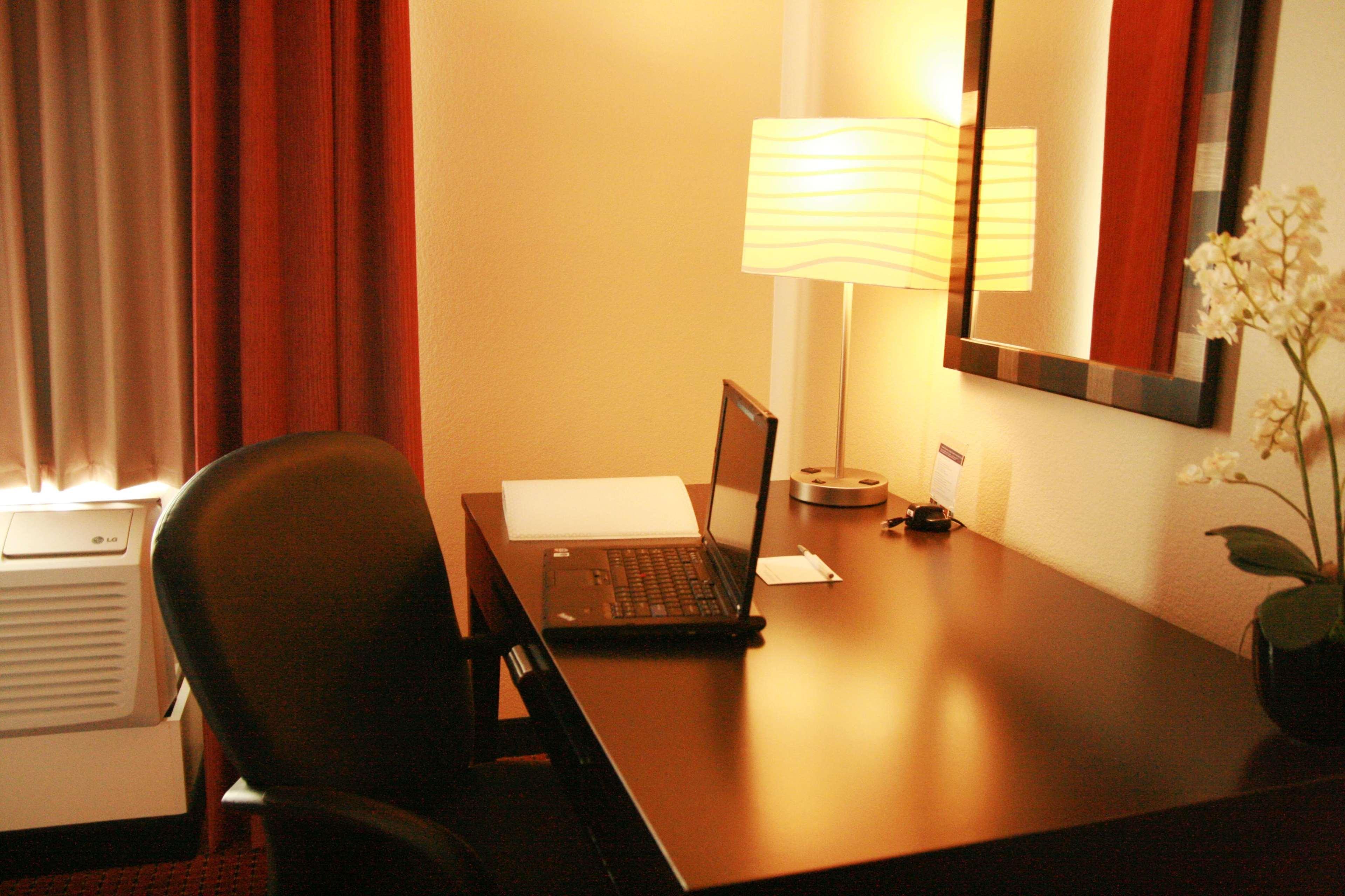 Hampton Inn & Suites Phoenix Chandler Fashion Center חדר תמונה