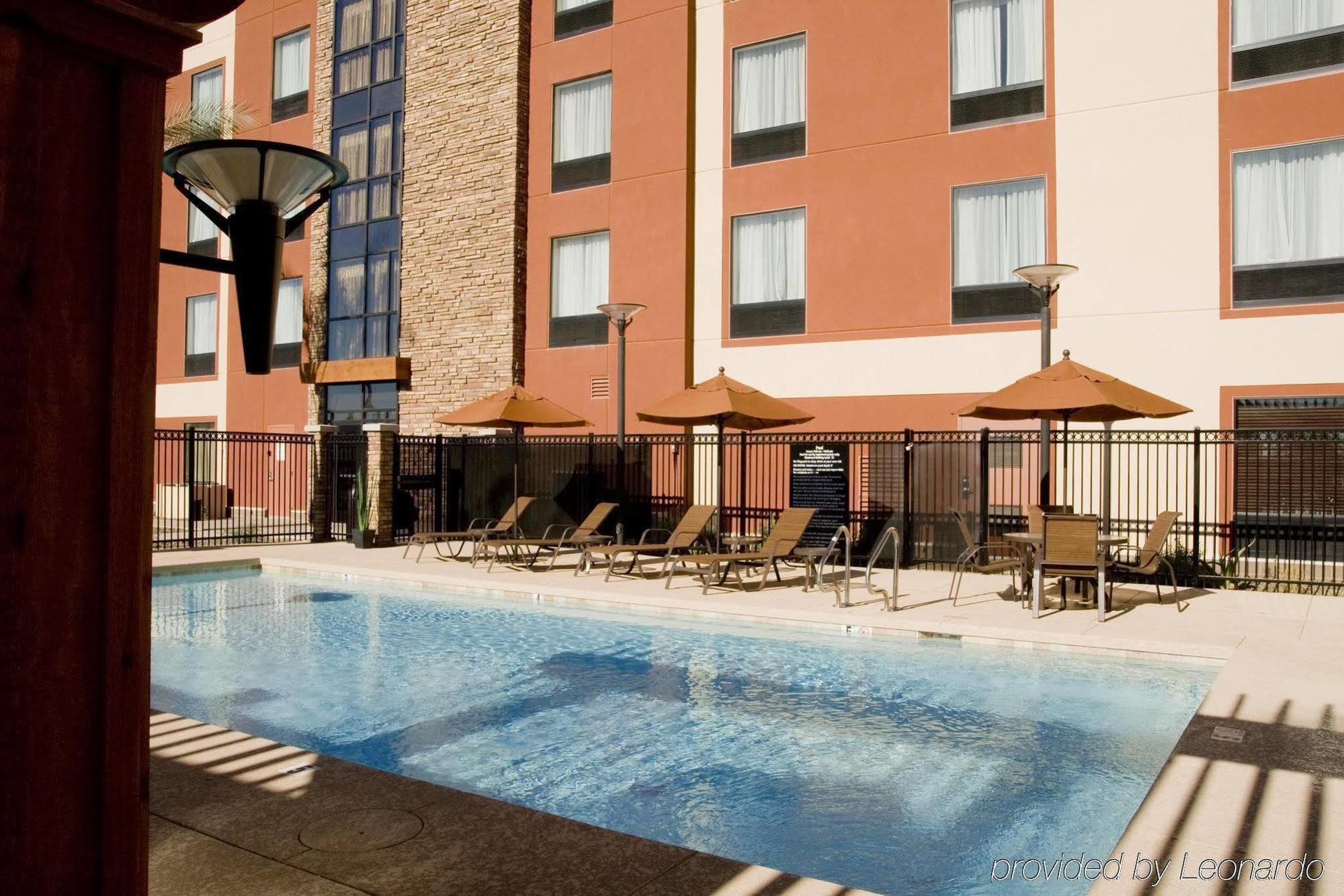 Hampton Inn & Suites Phoenix Chandler Fashion Center מראה חיצוני תמונה